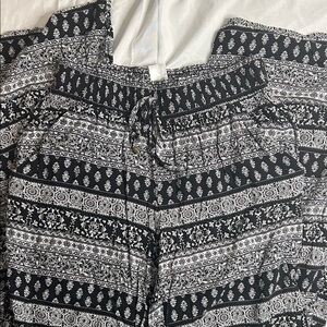 Joe Benbasset Black and White Patterned Flare Pants